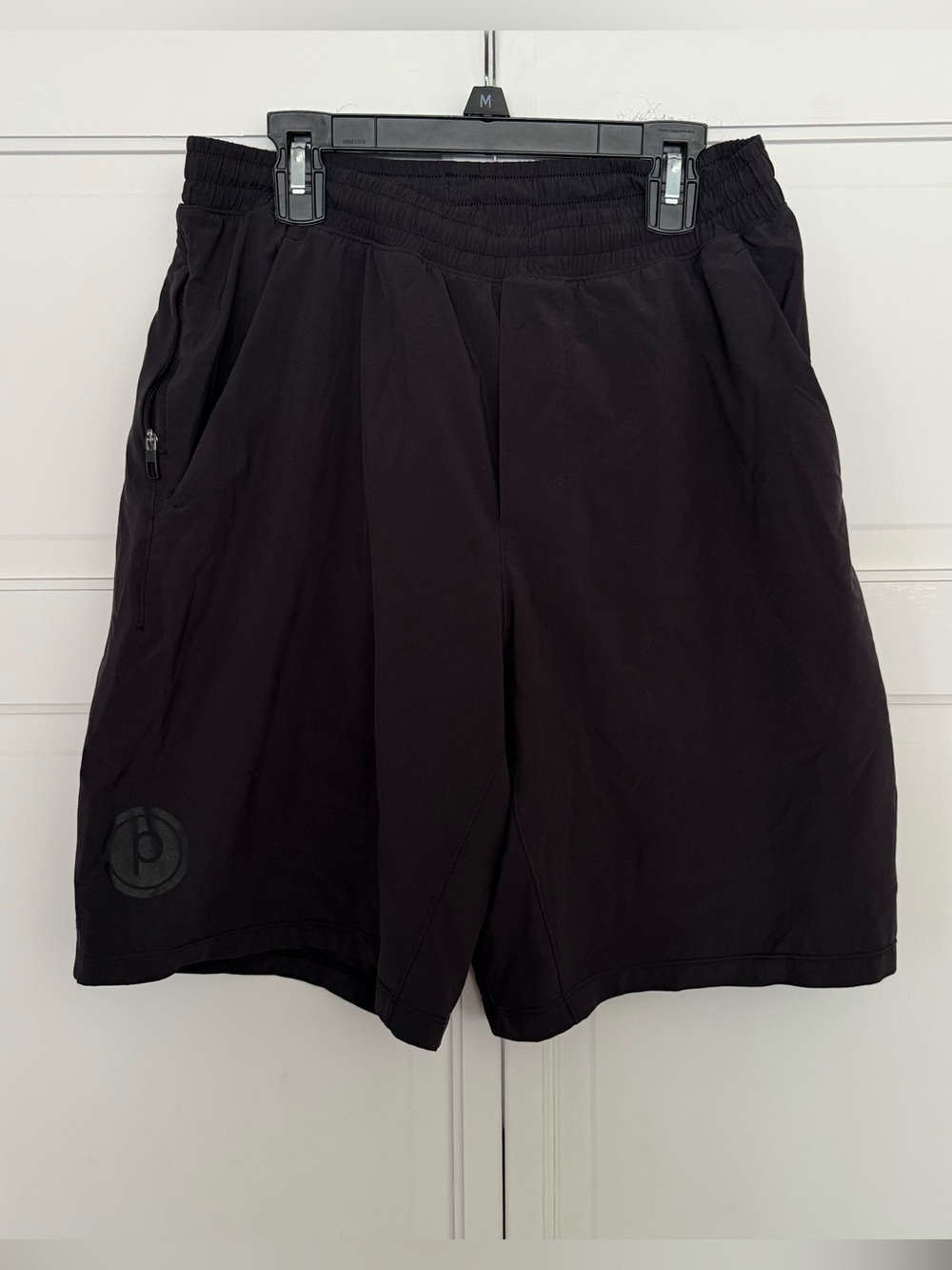 Lululemon Men’s Black Pace Breaker Shorts size Medium